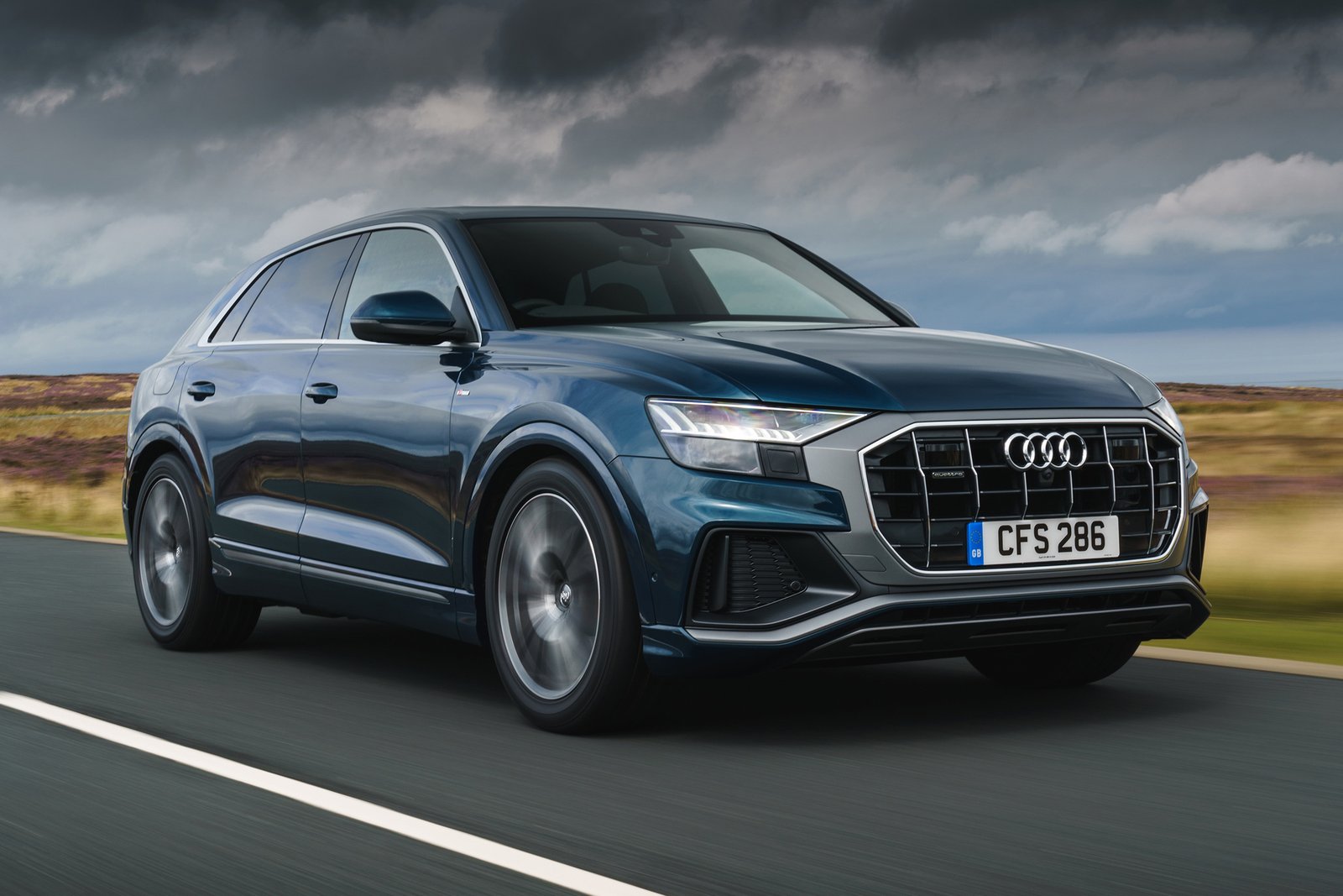 Audi Audi Q8 photo 4